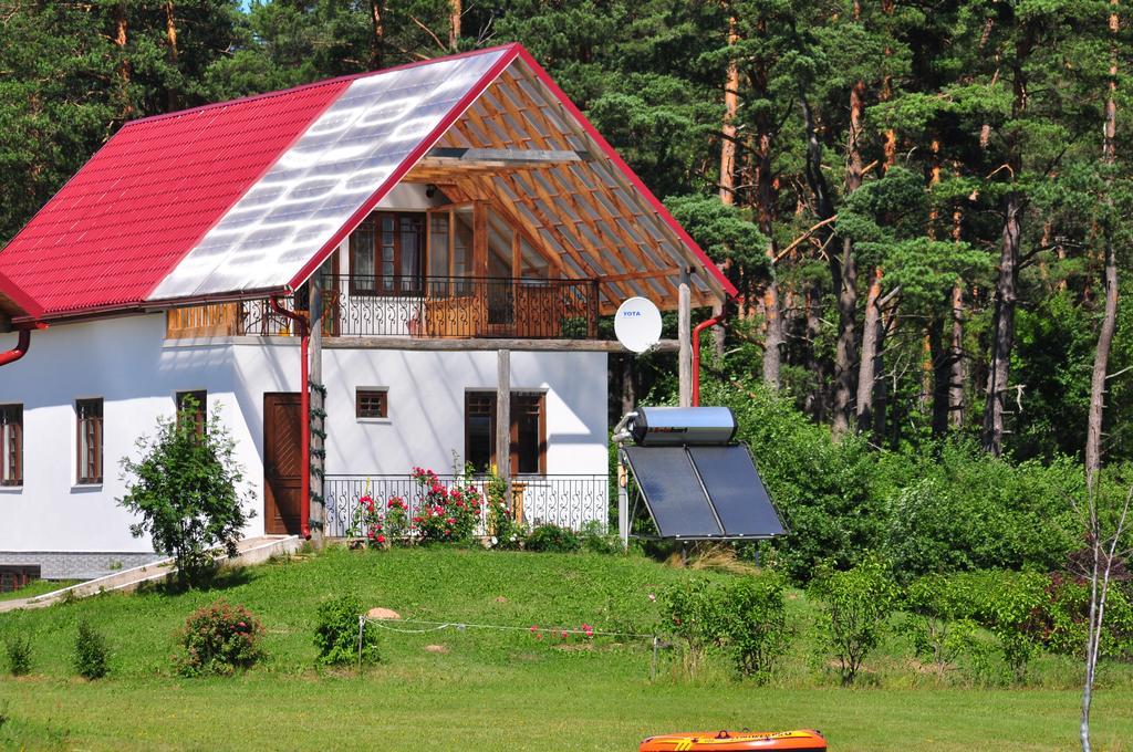 Guesthouse Leiputrija Ādaži Exterior foto